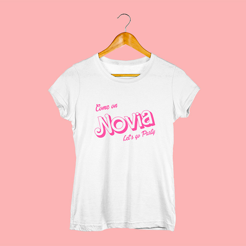 Camiseta estilo barbie para despedidas de soltera
